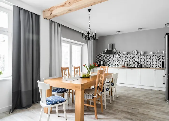 Sanhaus - Molo 2 - Z Ogrodem I Parkingiem 3 Min Od Plazy Апартаменты Сопот